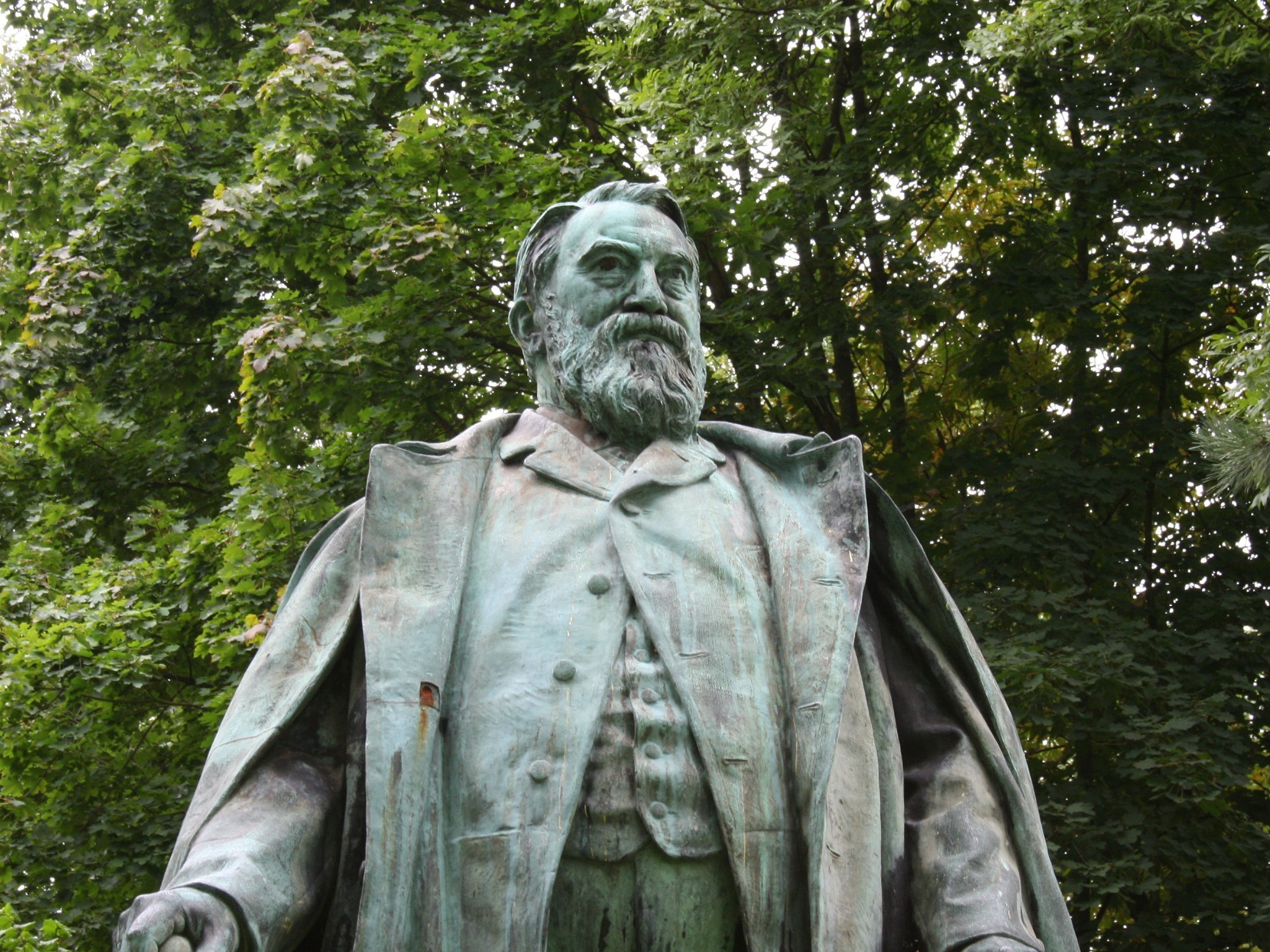 Denkmal für einen berühmten Freimaurer aus Wuppertal: Friedrich Emil Rittershaus. Foto von Frank Vincentz, Wikipedia